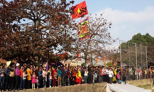 Kéo co mong mưa thuận, gió hòa, ấm no, hạnh phúc